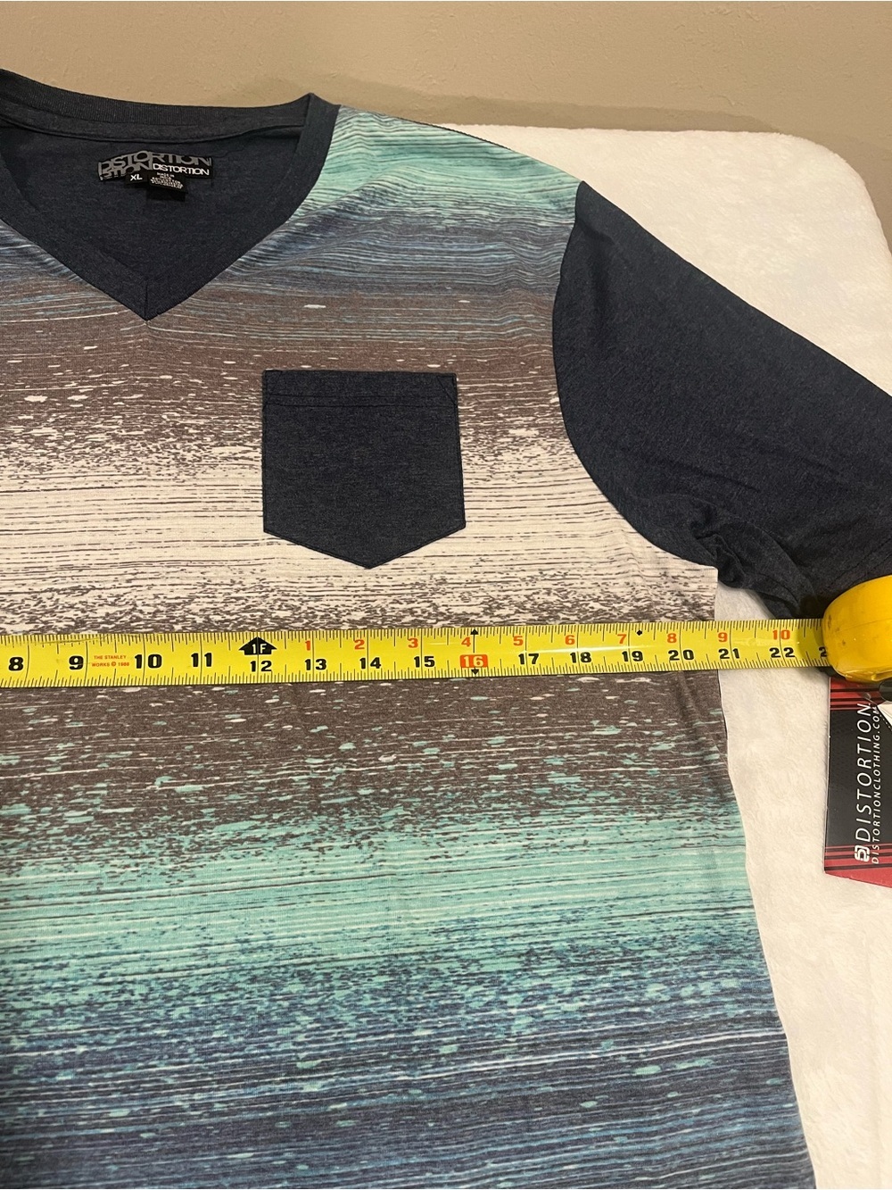 NWT Distortion Men's Space Dye Strip V-Neck Posket Tee - True Navy - XL - Picture 4 of 5